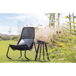 WOOOD Schommelstoel Buiten Tom - Rattan - Zwart - 97x51x95 7 WOOOD Schommelstoel Buiten Tom - Rattan - Zwart - 97x51x95 -Aerocover Verkoop 2024 1000033983 0103