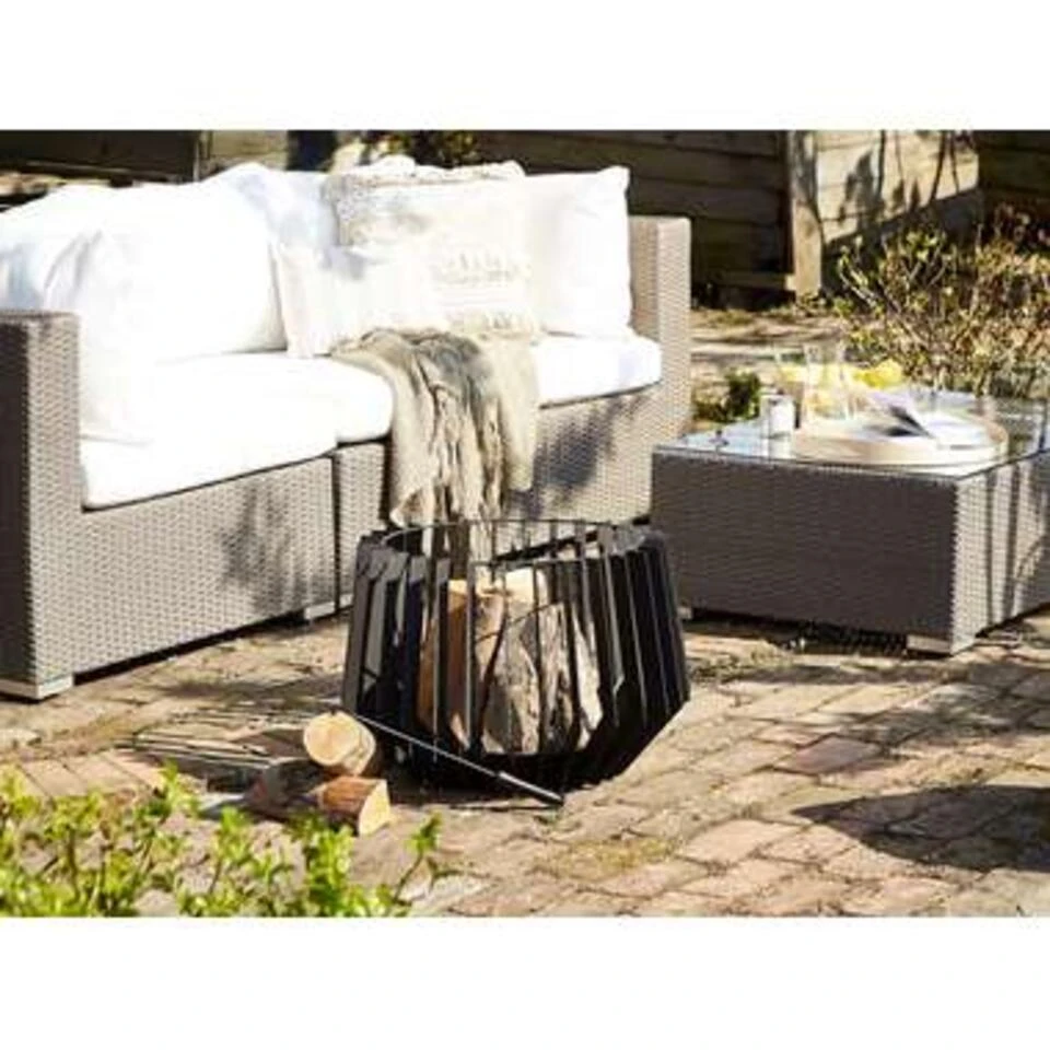 Beliani Vuurkorf Voor Hout UBINAS - Zwart Staal 2 Beliani Vuurkorf Voor Hout UBINAS - Zwart Staal - Afbeelding 2